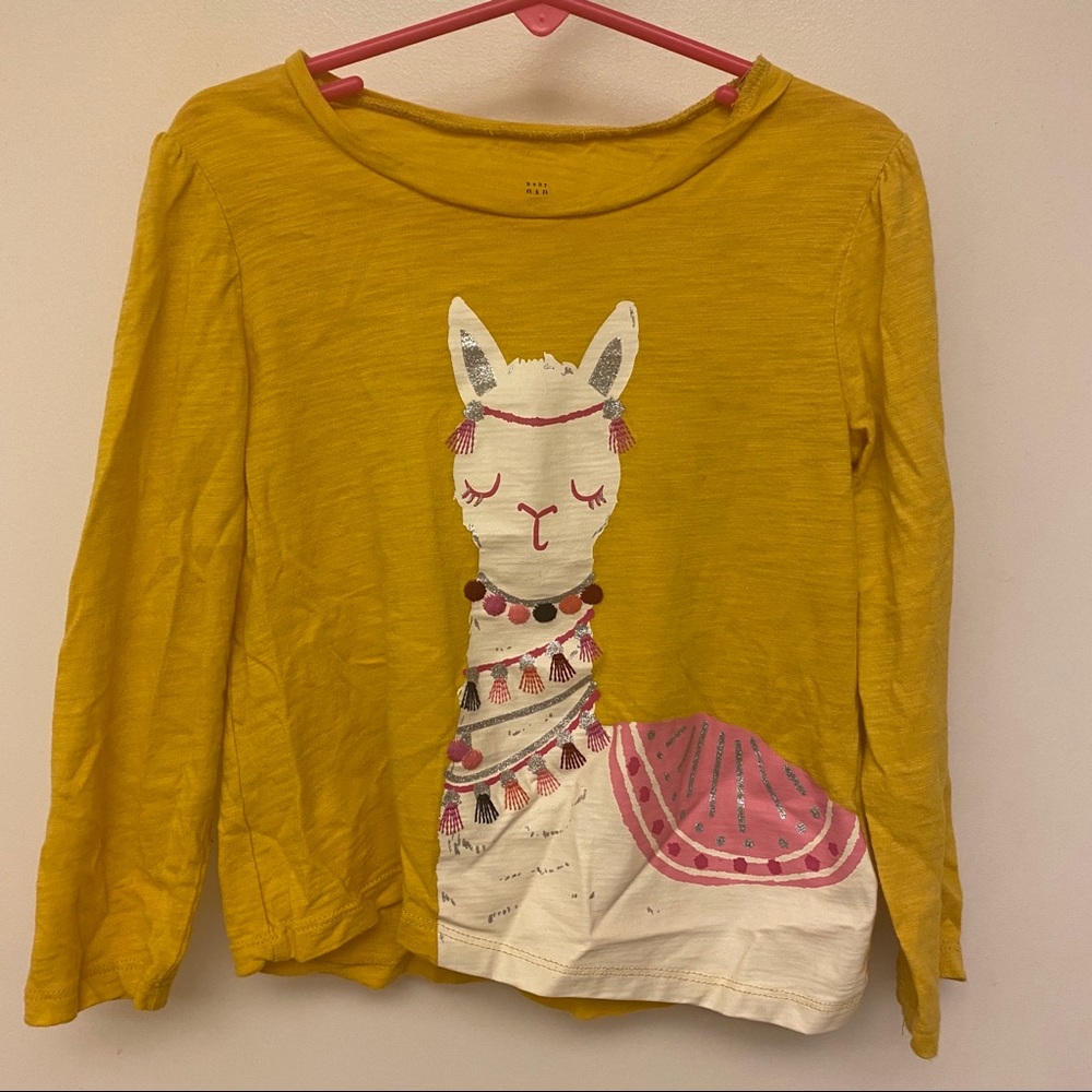 Gap girls llama shirt